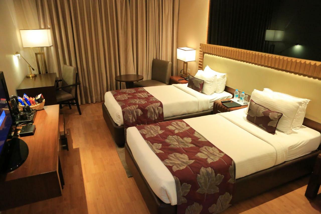 Hotel Comfotel Hajdarabad Zewnętrze zdjęcie