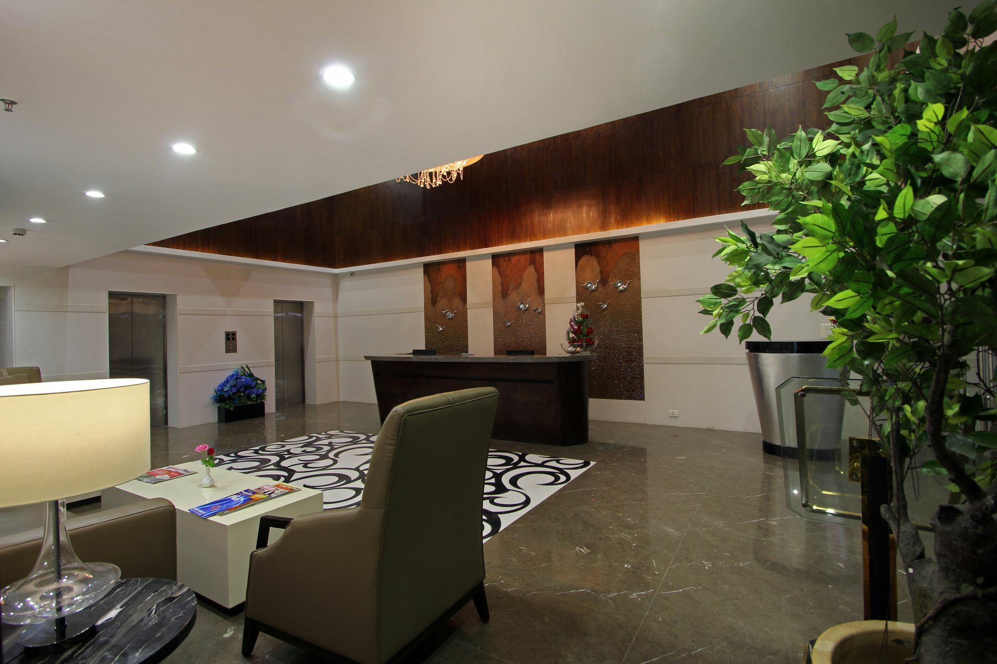 Hotel Comfotel Hajdarabad Zewnętrze zdjęcie